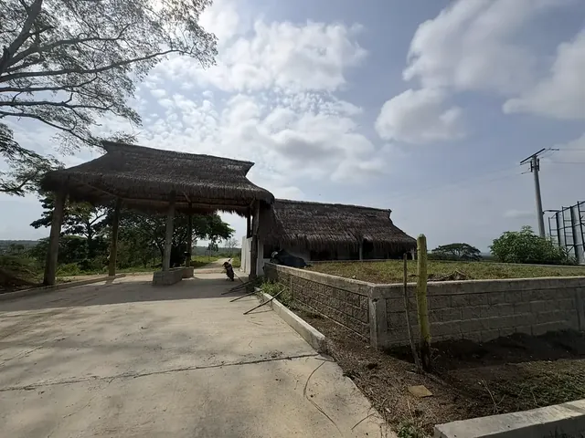 Terreno e envolvente do condomínio El Rancho I, em Santa Rosa de Lima